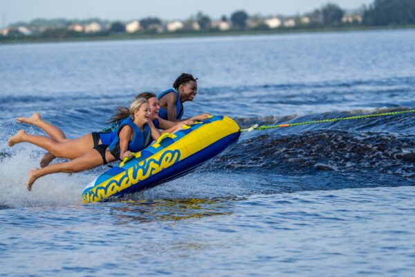 Island Oasis 3: 1-3 Rider Towable Tube for Boating - Image 2